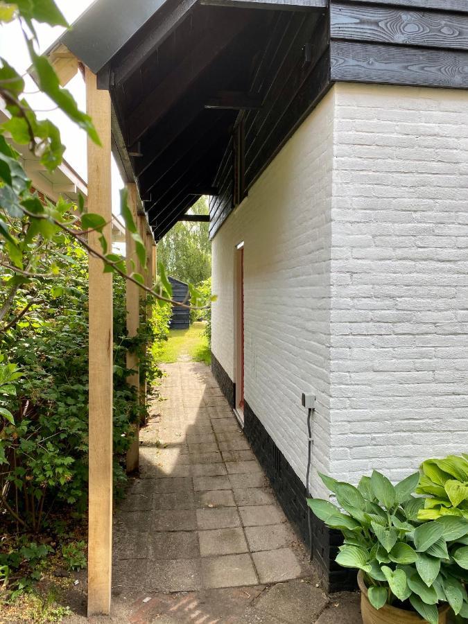 Tiny House De Oude Berg Villa Bergen Exterior photo